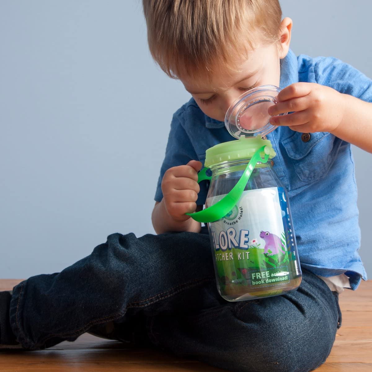 Insect Habitat, Mantis Keeper Habitat, Magnifyer Lid Glow Green STEM - USMANTIS